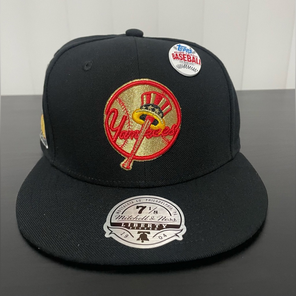 New York Yankees MLB MN Topps 2001 Fitted.